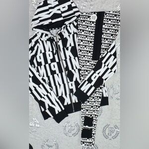 VS PINK LIMITED EDITION SPELL OUT SET NWT